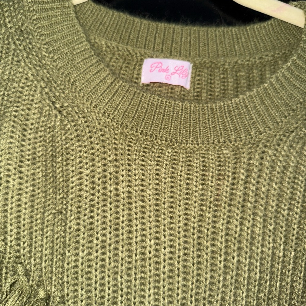 Green Ribbed Crew Neck with Fringe Detail - Picture 2 of 2